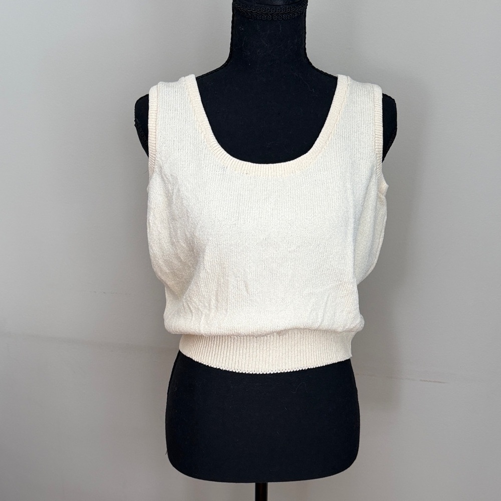 St. John Sportswear Ivory Knit Tank Top Size Medium Classic Shell